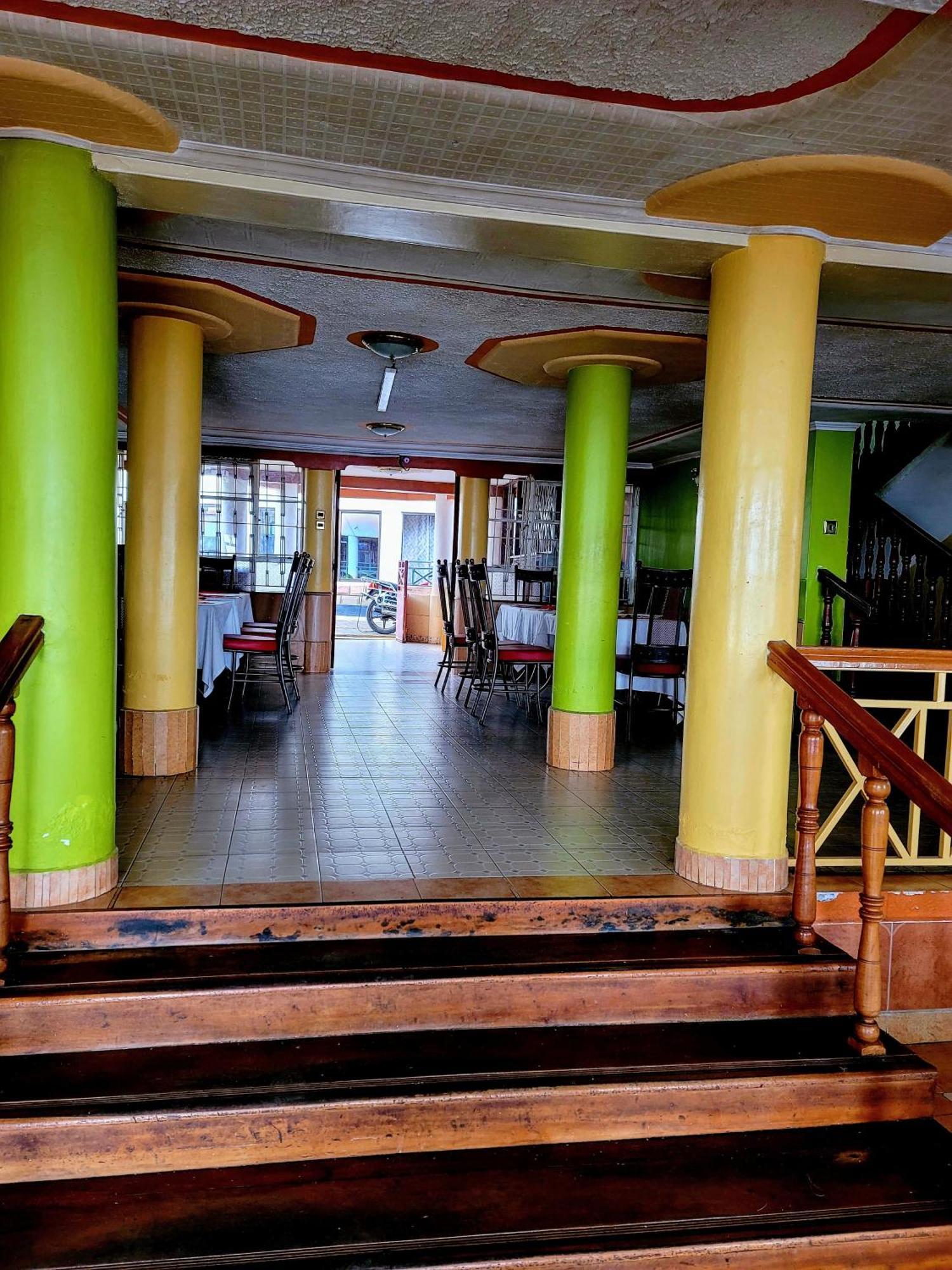 Apex Resort Nakuru Exterior photo